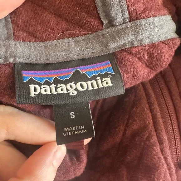 Patagonia W's Organic Cotton Quilt Hoody Style #25316 light balsamic maroon S - Picture 4 of 8
